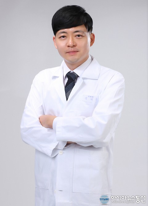 강서구피부과 전문의가 알려주는 안면홍조, 튼살에 적합한 레이저 치료는? 